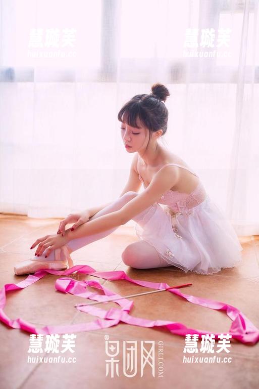 GIRLT果团网-Miss琪 GIRLT果团网 - 观看Miss琪的“女孩”合集,果然都是让人流口水的画面。