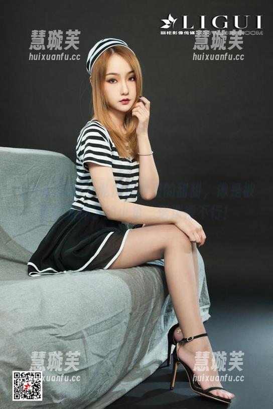 Ligui丽柜-甜甜 Ligui丽柜 - 私房照片里的甜甜,像是被春色宠坏了的小鱼,活泼得不行!