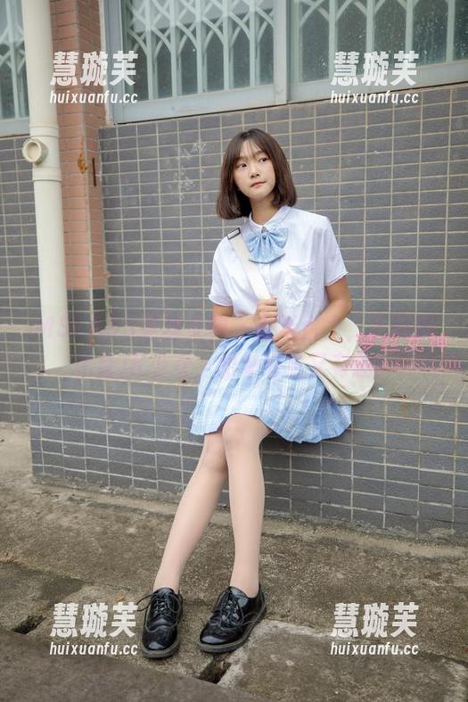 MSLASS梦丝女神-王娇娇 MSLASS梦丝女神 - 在天台上,王娇娇化身JK少女,图集好玩又有趣!