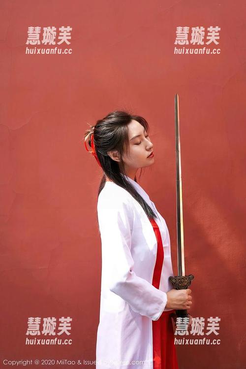 MiiTao蜜桃社-王婉悠Queen MiiTao蜜桃社 - 同样的家,不同的风格,王婉悠Queen居家写真,让人想学学!