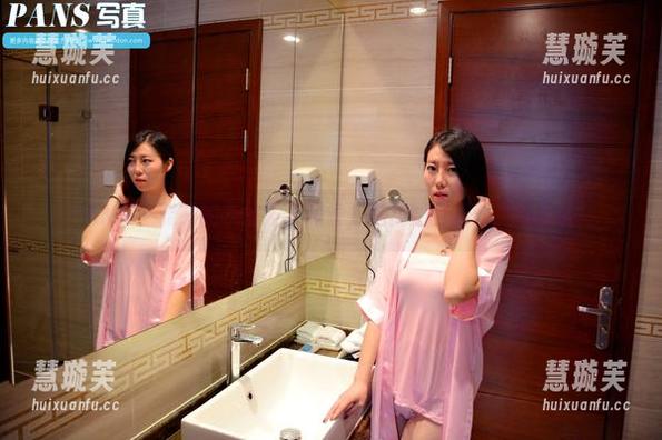 PANS-雅文 PANS - 雅文的灰丝发人深省,私拍图包里的灵魂对话!