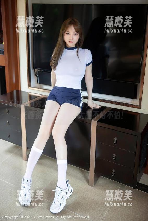 Xiuren秀人网-z杯悠悠 Xiuren秀人网 - 哈哈哈,z杯悠悠和她的长腿资源在这里,大腿不怕不怕!