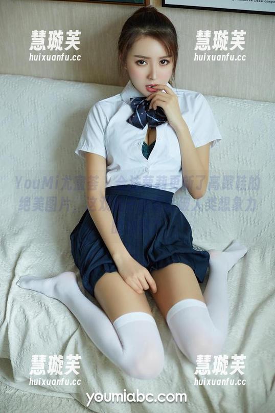 YouMi尤蜜荟-合法萝莉 YouMi尤蜜荟 - 合法萝莉更新了高跟鞋的绝美图片,这双鞋子能否打破人类想象力的边界?