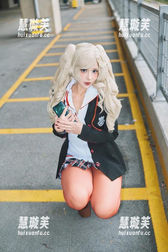 puypuychen 写真时间!puypuychen带你领略一波RinTohsaka的独特魅力!