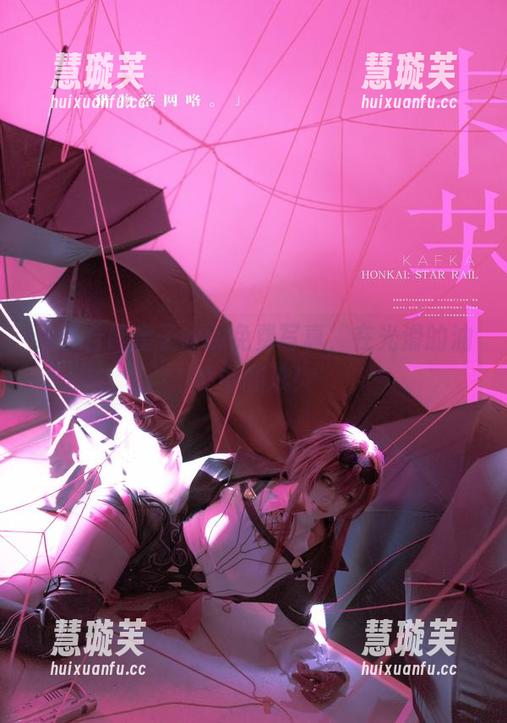 w百合欧皇子w w百合欧皇子w的免费写真,在光滑的油亮中翻滚!