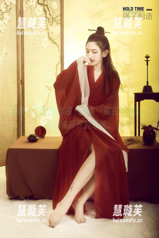 丽柜-蕊蕊 丽柜 - 蕊蕊的作品“油亮”藏在网盘里,等你来打开的奇遇。