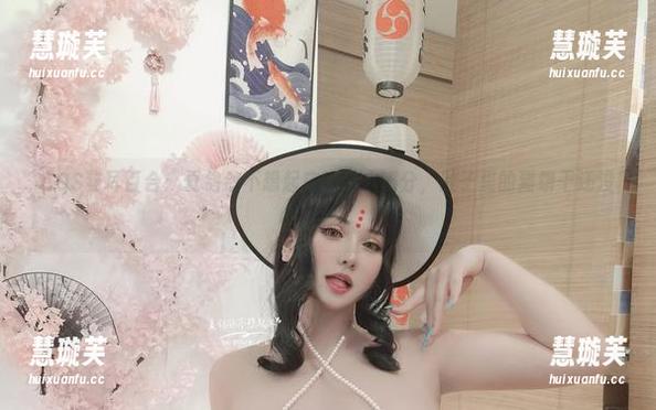 COS猫耳百合：夏鸽鸽不想起床的萌力满分，肚子里的猫饼干还没吃完！