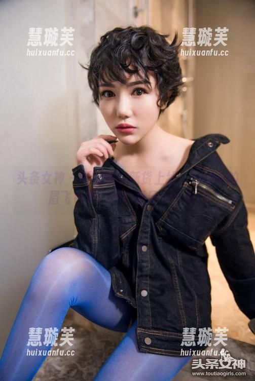 头条女神-刘瑾希 头条女神 - 福利图包新货上线!刘瑾希的眉飞色舞,绝对画风不一样!
