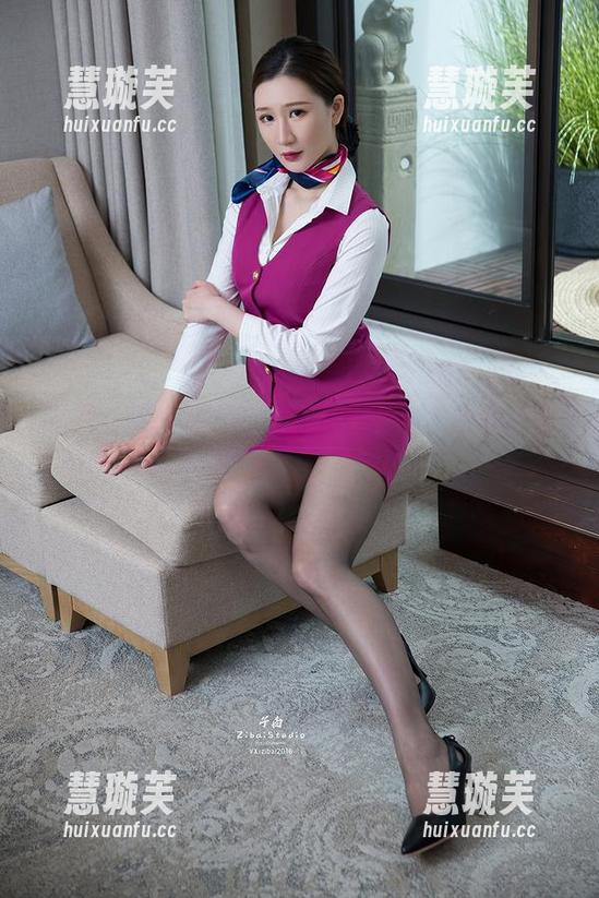 头条女神-娜露 头条女神 - 偶遇娜露妹妹写真,资源羡慕得想哭!