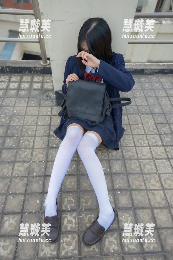 少女秩序-小鱼 少女秩序 - 小鱼:这组丝滑高清套图,没法不让人停下脚步,多看几眼。