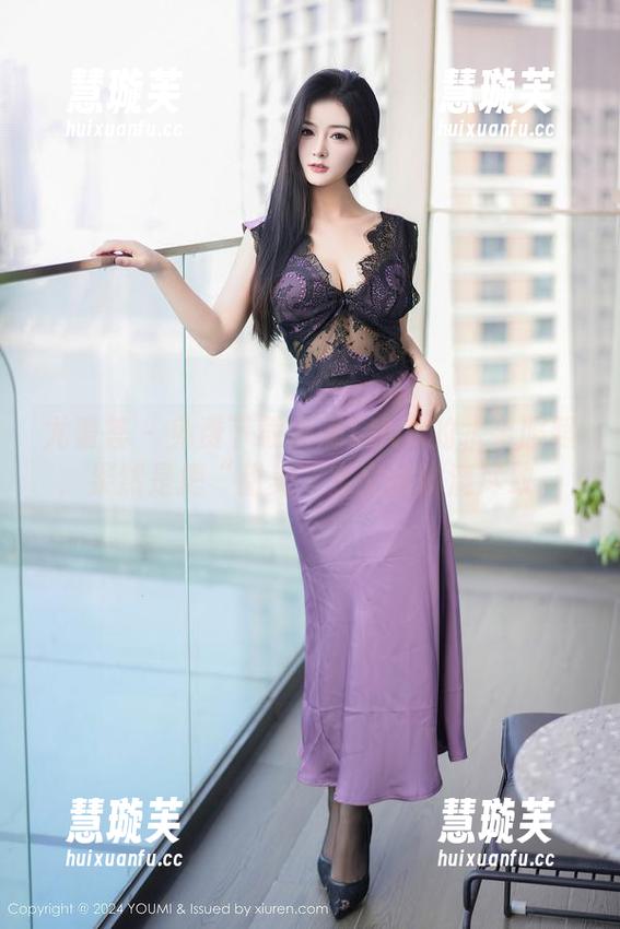 尤蜜荟-娜娜TINA 尤蜜荟 - 免费下载娜娜TINA的水手服照,果然是把“甜美”定义得淋漓尽致。