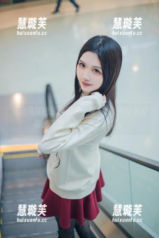 希希_啾 从未见过的透明图包,希希_啾用分享打破了我的想象,真有意思。