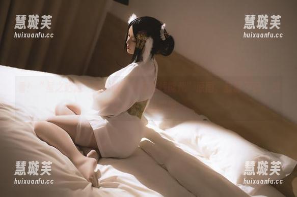 星之迟迟 看!“星之迟迟”版本的“碧蓝航线能代”原图,靓丽不已,想让人多看几眼呢。