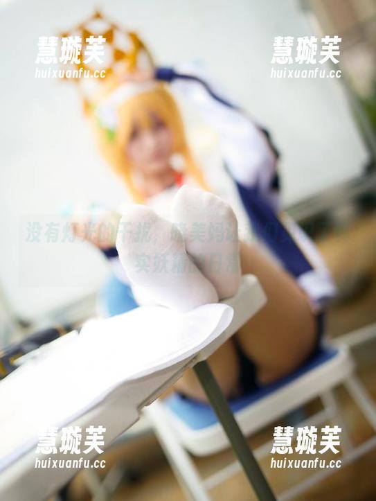 晓美妈 没有灯光的干扰,晓美妈让我们见识了真实妖精的日常