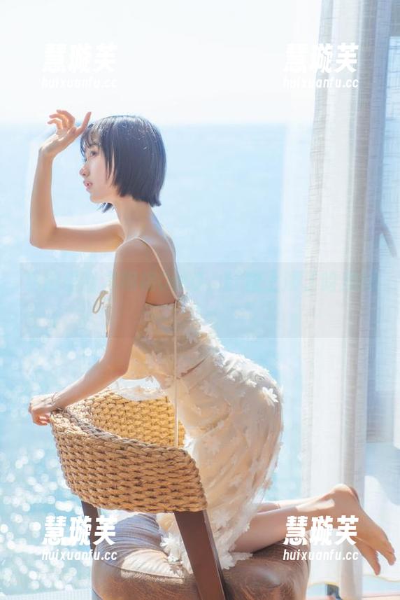 木棉棉OwO 私拍里有木棉棉OwO,红裙上演了啥戏码?