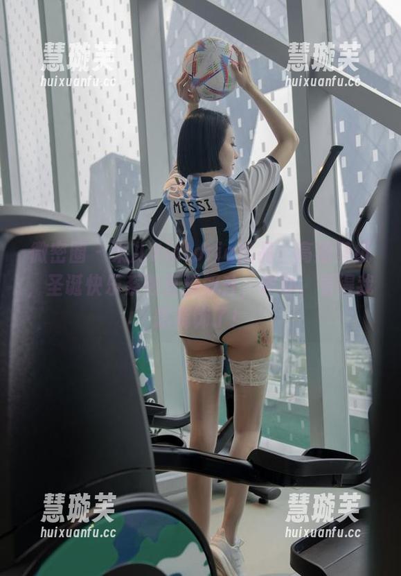 果儿Victoria 微密圈 - 果儿Victoria出品,高清壁纸,圣诞快乐系数直接飙升,咋办,看得我想装饰了!