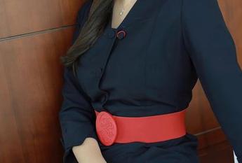 模范学院 - 萌琪琪Irene的制服穿搭合集,图片里总有些小心机!