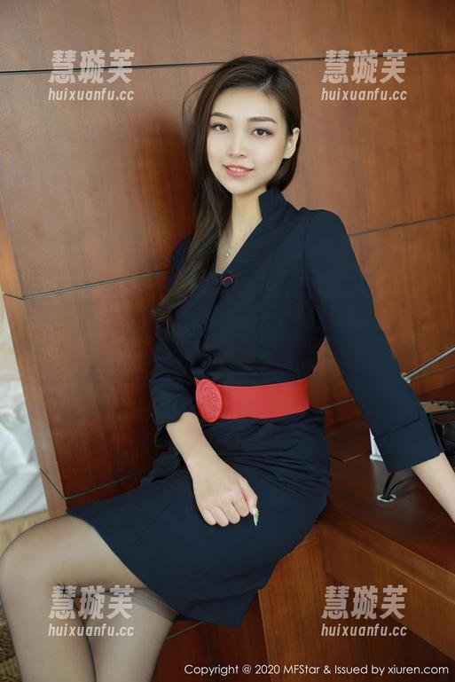 模范学院-萌琪琪Irene 模范学院 - 萌琪琪Irene的制服穿搭合集,图片里总有些小心机!