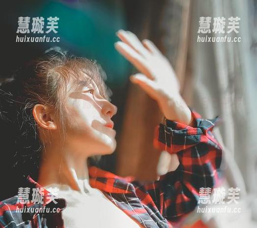 樱晚gigi 樱晚gigi全套露脸,少女气息重,感觉自己都要被这可爱洗脑。
