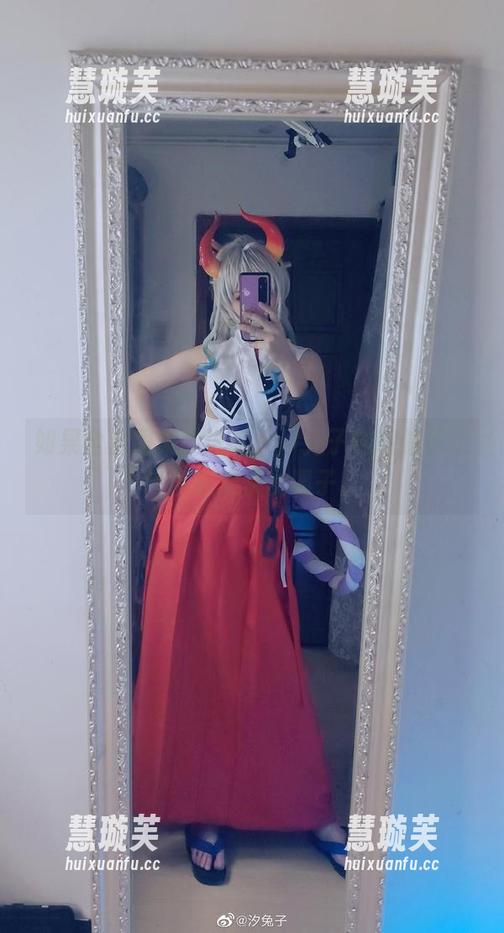 汐兔子 如果全套图集能说话,汐兔子的旅拍肯定会响起欢快的调子。