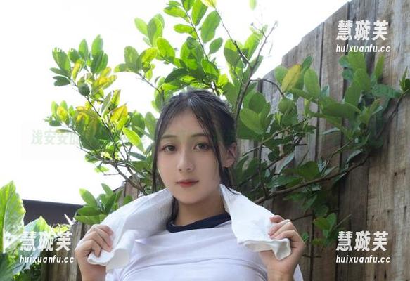 浅安安 浅安安的可爱其实是有秘籍的,精选完美套图,等你来拆解。