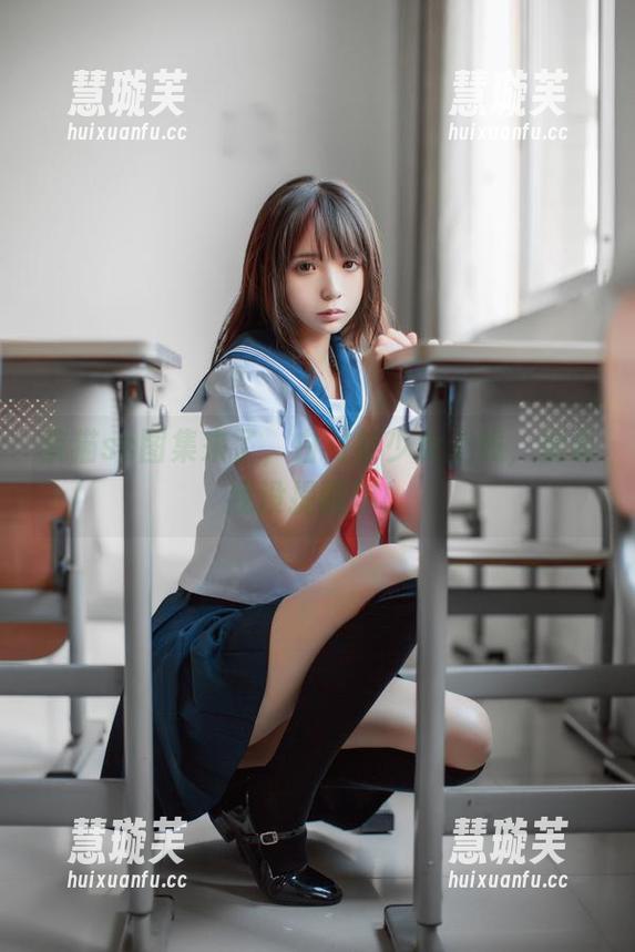 疯猫ss 疯猫ss图集来了,白衬衫少女上线,别说我没提醒你!