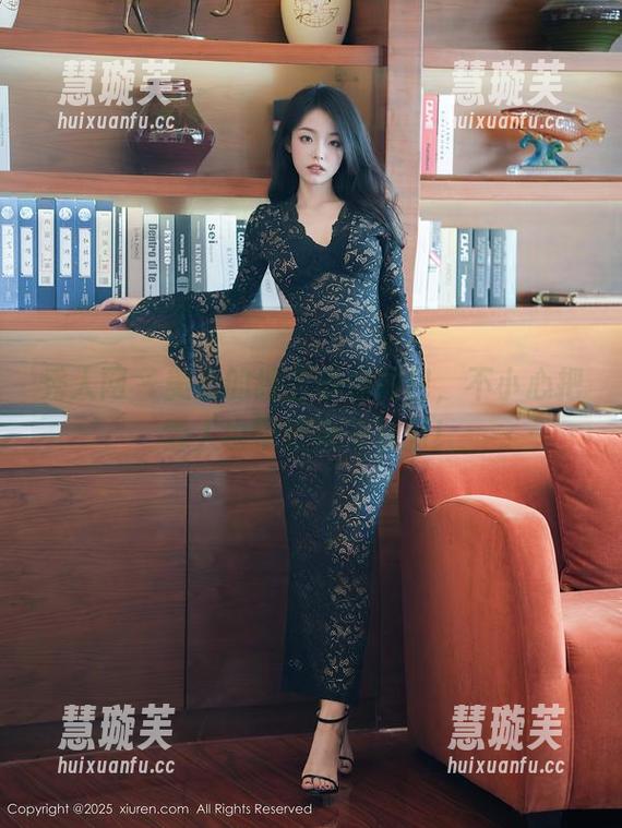 秀人网-美七 秀人网 - 美七的纯白奇遇图包,不小心把雪人也带进来了更新!