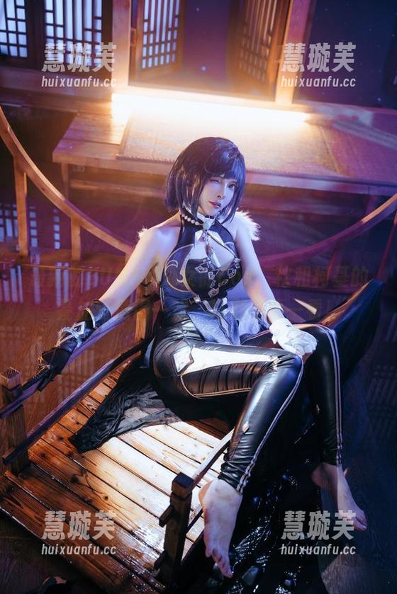 秋和柯基 最新的BUNNY兔女郎Cos,秋和柯基的叠加萌值得一赞,再继续看一看!