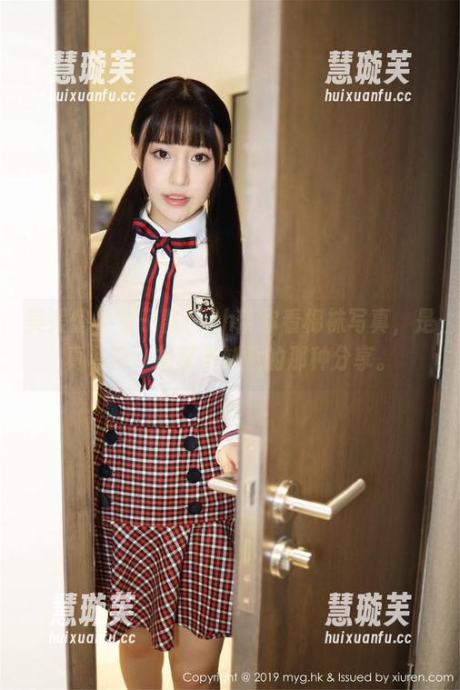 美媛馆-鱼子酱Fish 美媛馆 - 鱼子酱Fish带你看棉袜写真,是真私密,却又不刻意的那种分享。