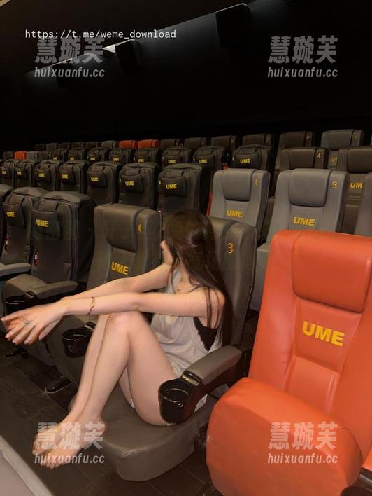 轩子巨2兔 微密圈 - 轩子巨2兔的修女原图,不小心陷入眼神与气场的博弈