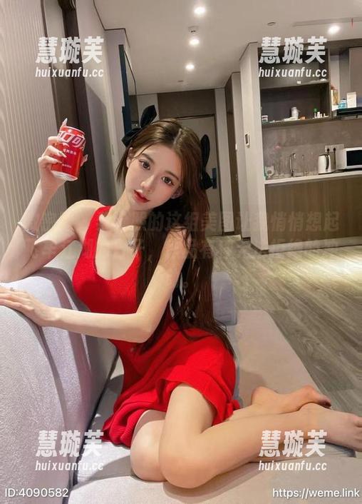 黎允熙 微密圈 - 黎允熙的这组美图让我悄悄想起飞车江湖的日子,作品有种无法拒绝的冲动。